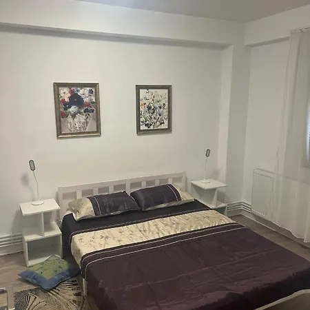 شقة Apartament 2 تيشيرغيول